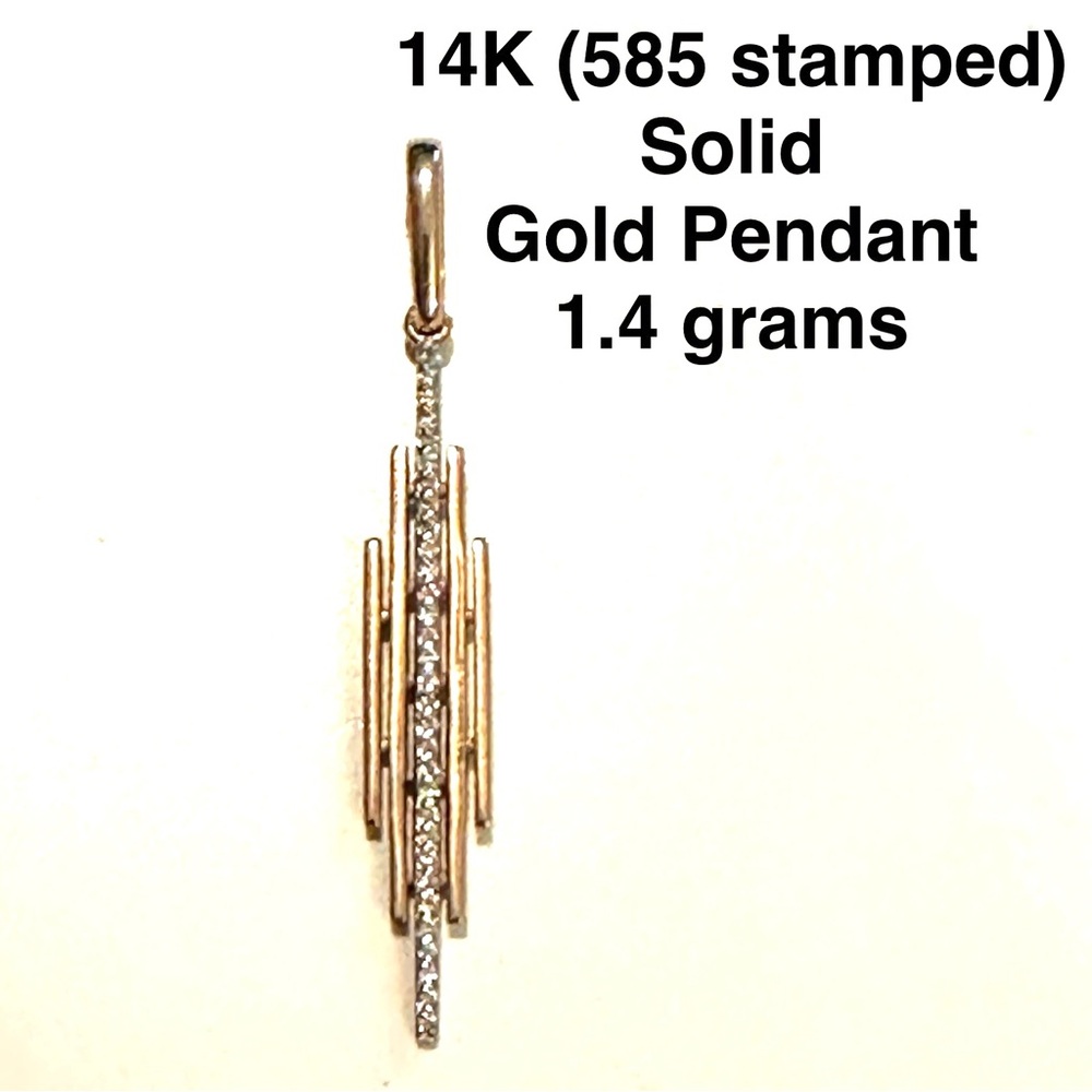 14K Gold Vertical Bar Pendant with Diamond Accent - Gold